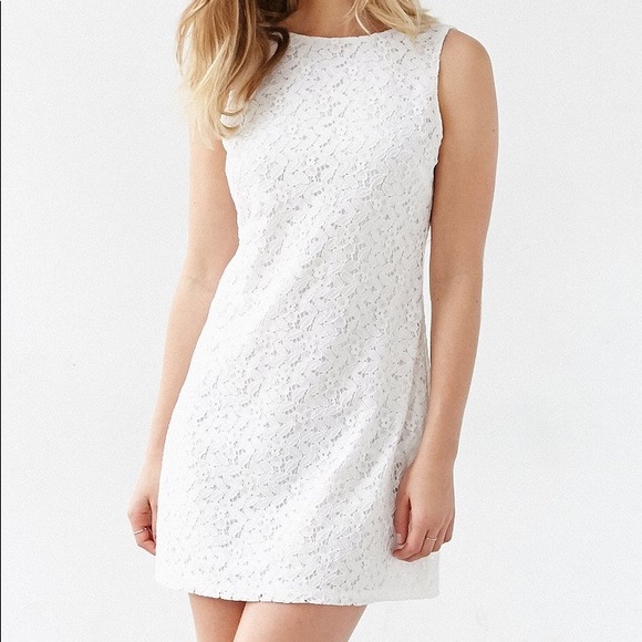 Kimchi Blue White Floral Lace Dress with Open Back - Picture 2 of 8